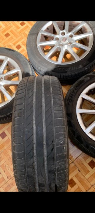 Llantas SEAT León 16 + Neumáticos 205/