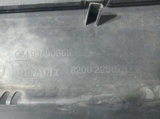 Renault 98572 93850665 8200229873 rejilla trafic