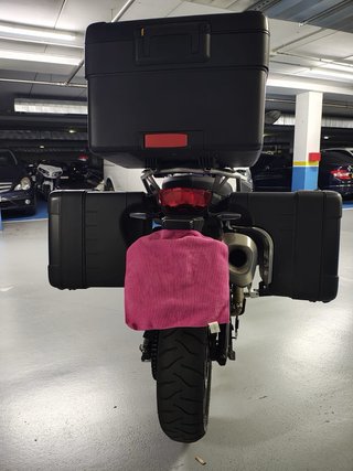 BMW F750GS
