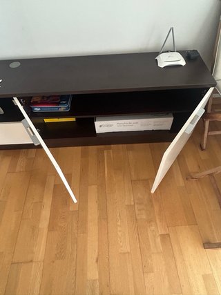 Mueble Comedor marron wengüe y Blanco