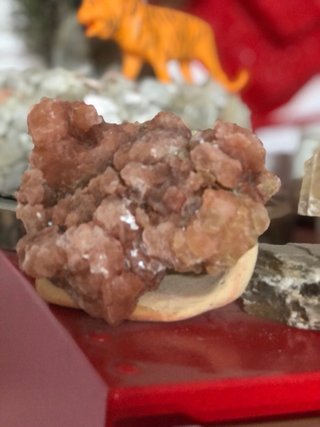 Piedra de Aragonito Roja
