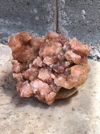 Piedra de Aragonito Roja