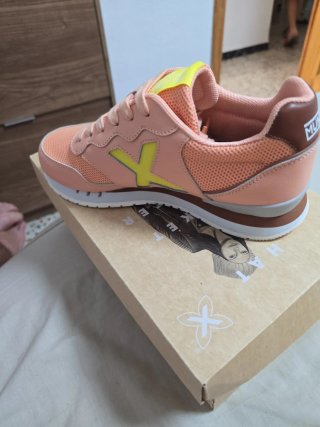 Zapatillas Munich Mujer Rosa y Amarillo