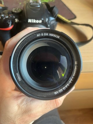 Nikon D5500 + Objetivo 18-140mm f3.5-5.6