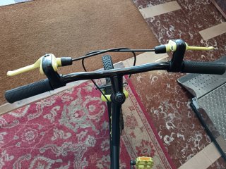 Bicicleta BTWIN 16 Negra y Amarilla