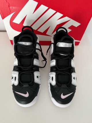Zapatillas Nike Air More Uptempo Negras/Blancas