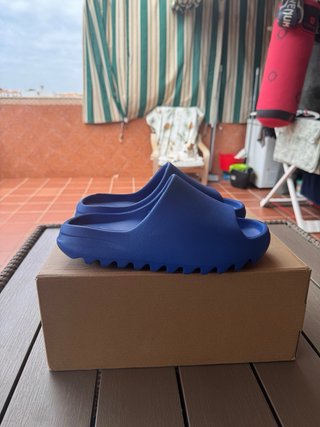 Yeezy Slides Azure
