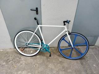 Bici Fixie Blanca y Azul