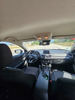 Mazda 3 2016