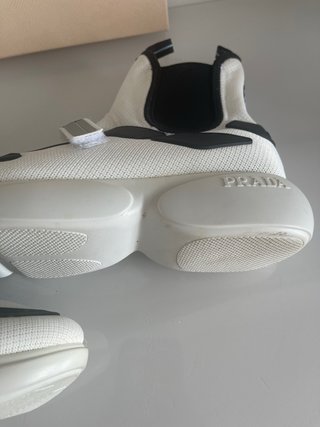 Zapatillas Prada Abotinadas Blancas y Negras