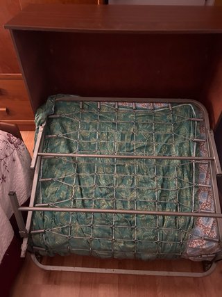 Cama turca de madera plegable