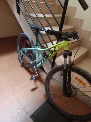TREK Marlin 5 Talla XS Ruedas 26