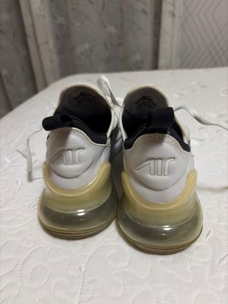 Nike Air Max 270 Blancas Beige