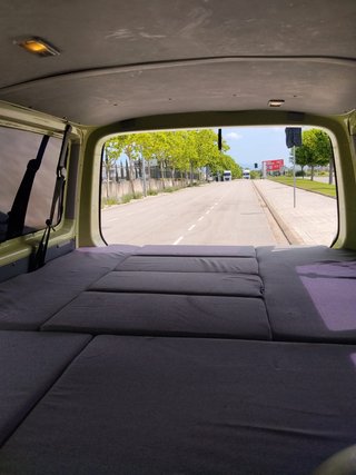 VW Transporter T5 Camper 1.9 TDI 105 CV – 9 places