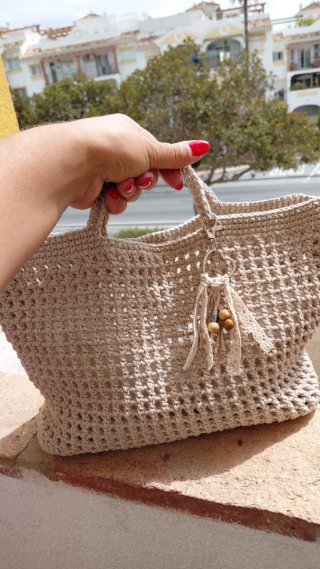 Bolso de mano crochet beige