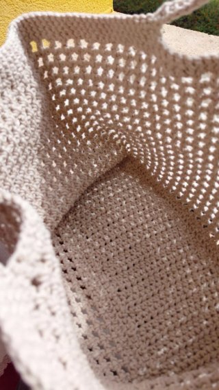 Bolso de mano crochet beige