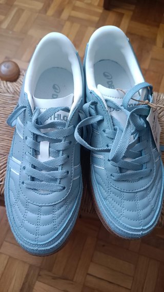 Zapatillas Decathlon Mujer Azul y Blanco