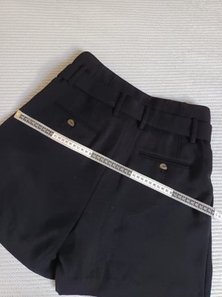 Bermudas vestir negras con cinturón