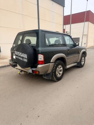 Nissan Patrol GR y61 1999