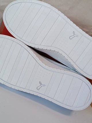 Zapatillas Puma blancas y marrones talla 38