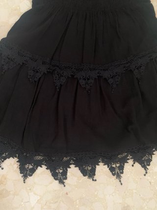 Vestido negro con encaje