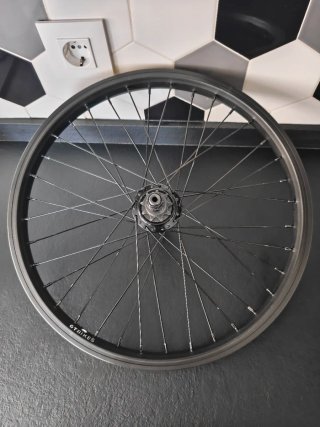 Rueda Trasera GT NBS BMX 20" RHD.