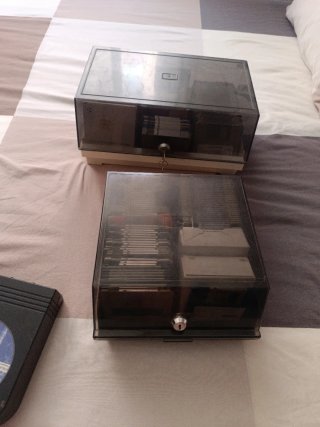 Estuche Vintage Disquetes y CDs