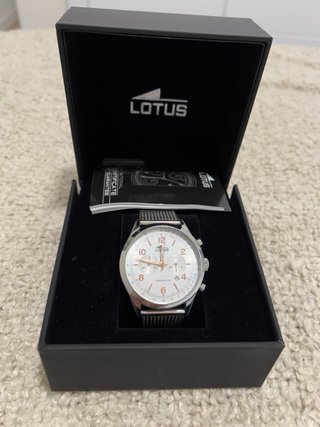 Reloj Lotus Smart Casual Plata/Blanco