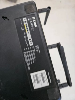 Router D-Link DSL-2740B