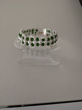 Pulsera  de perlas de plástico y cuentas de crista