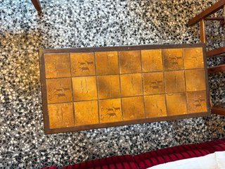 Mesa auxiliar madera y cerámica