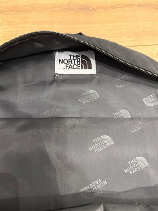 Mochila The North Face Negra Nueva