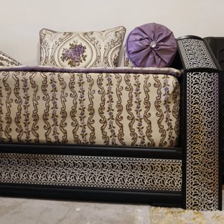 Sofá Marroquí Dorado y Morado