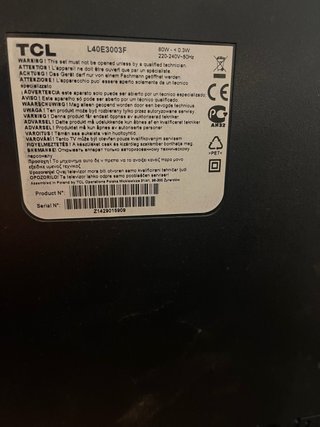 Televisor 40’’ TCL L40E3003F sin mando