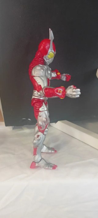 Marvel Legends Beetle Hasbro Figura