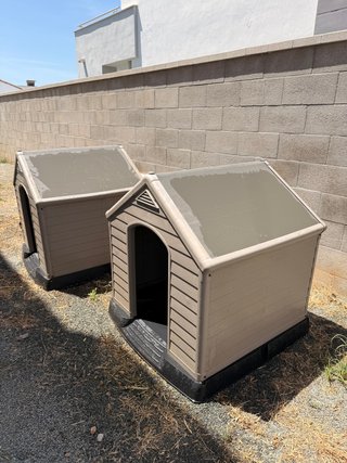 2 Casetas para animales