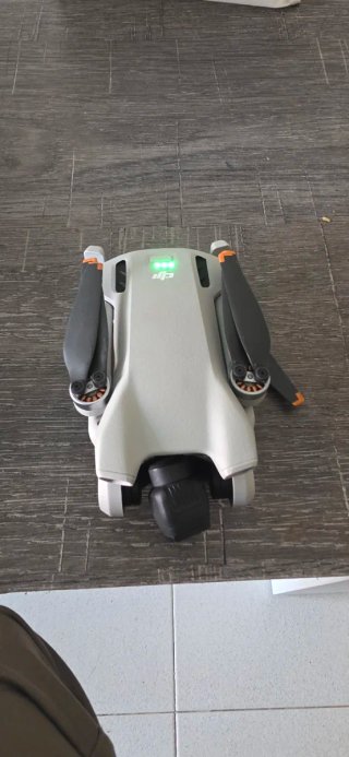 Dron DJI Mini 3 fly more combo