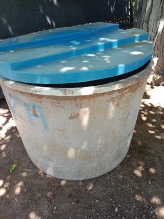 Bidón agua pulverizar 900L.