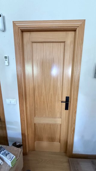 PUERTAS DE MADERA CASA