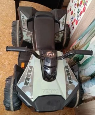 Quad eléctrico infantil