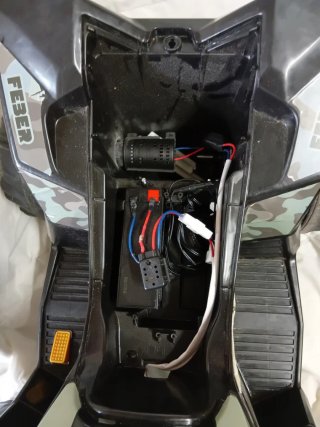 Quad eléctrico infantil
