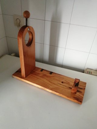 Jamonero de madera