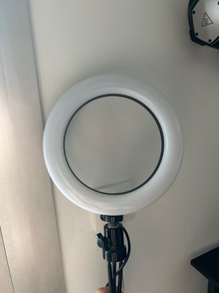 Aro de luz con trípode