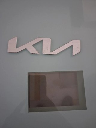 Emblema Kia