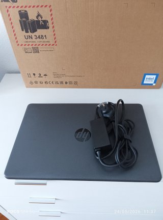 HP i5 1235u 16GB RAM 1TB SSD