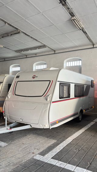 Caravana Bürstner Premio 495 TK