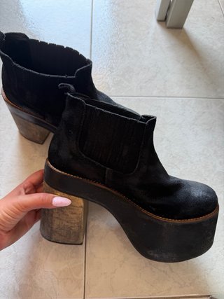 Botines plataforma tacón alto negros BRATZ
