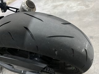 Kawasaki Z900SE 2024 125cv Negra y Verde