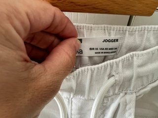 Pantalón hombre Bershka jogger talla xs blanco