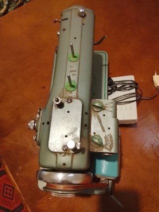 Máquina de coser Refrey Transforma